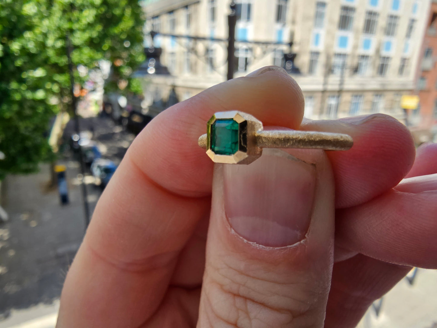 Colombian Emerald Gold Ring