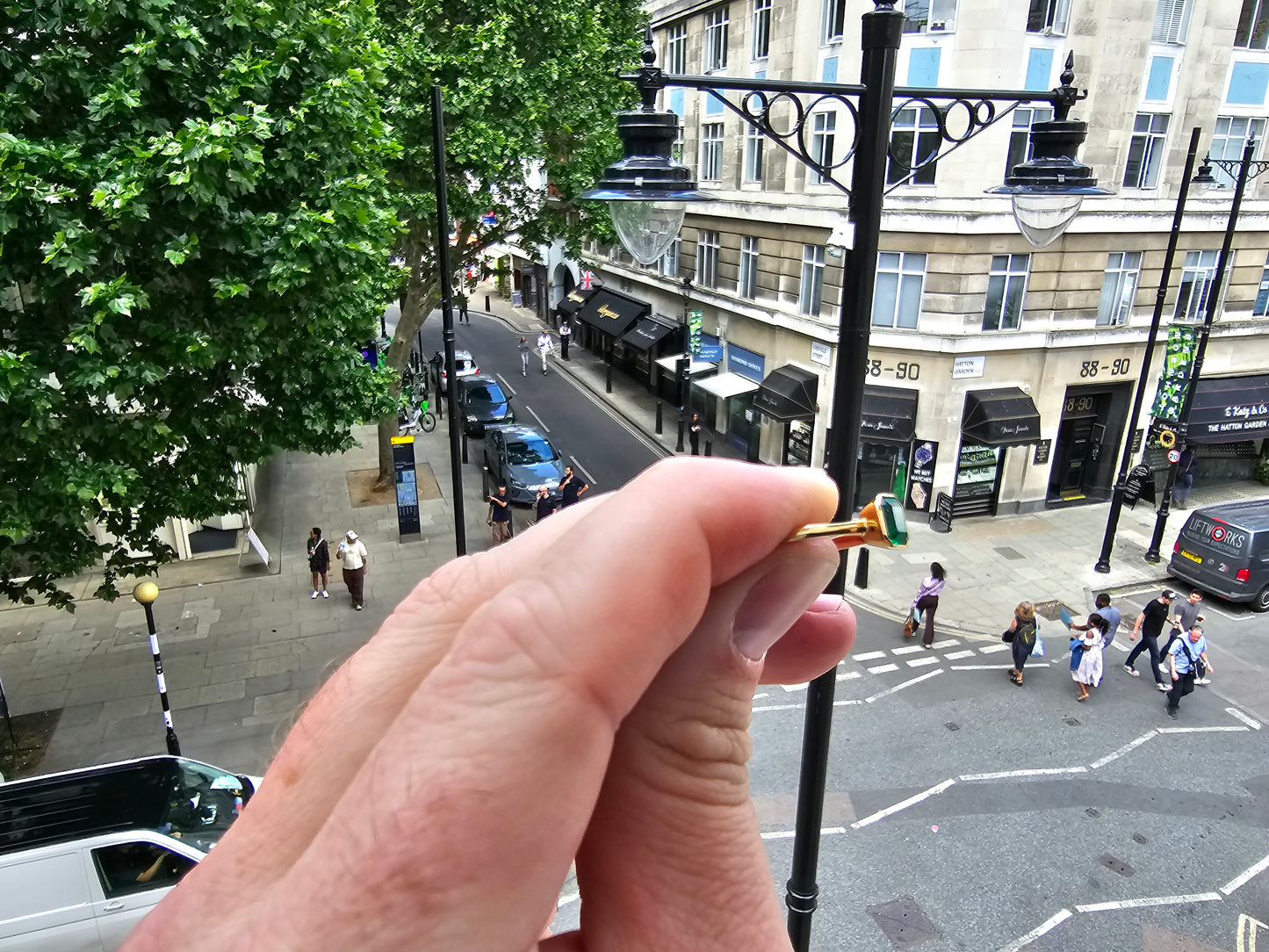 Colombian Emerald Gold Ring