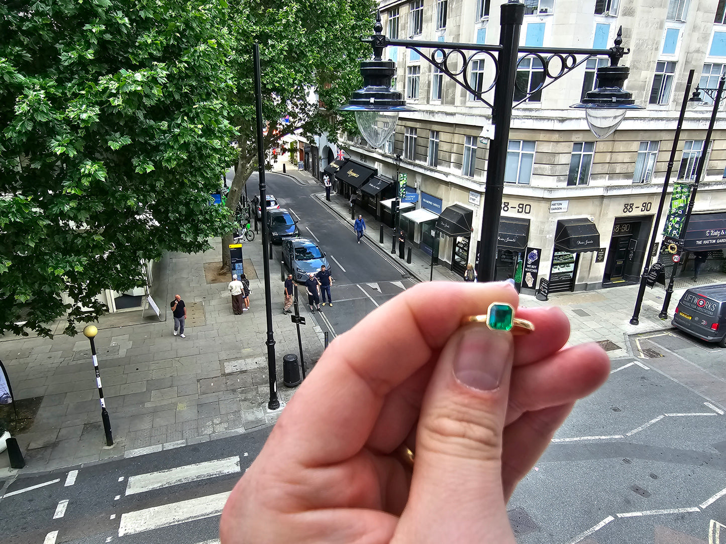 Colombian Emerald Gold Ring