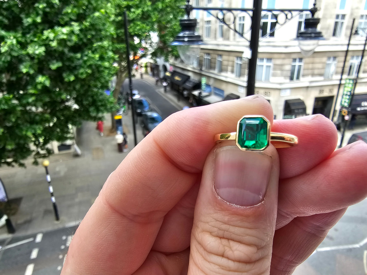 Colombian Emerald Gold Ring