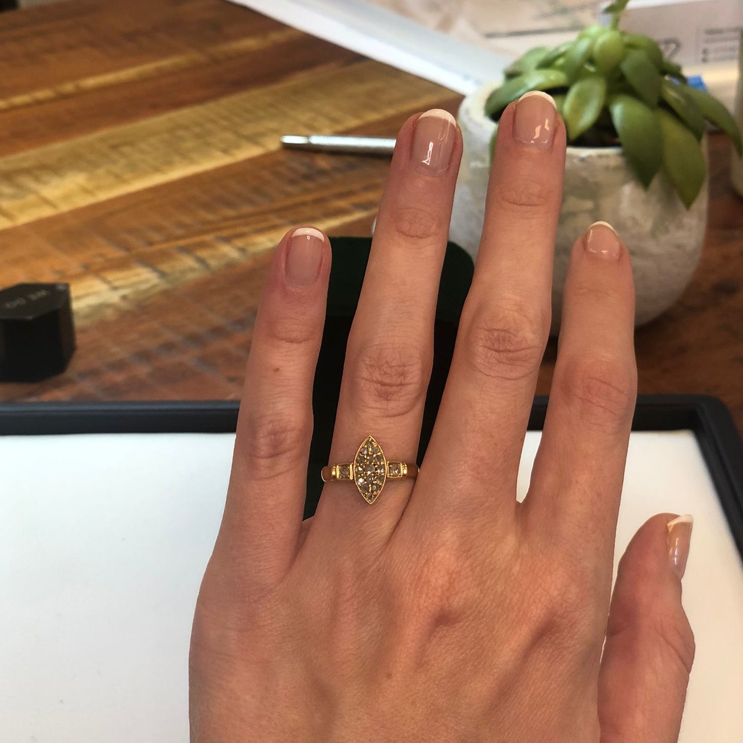 Vintage 18K Yellow Gold Diamond Ring