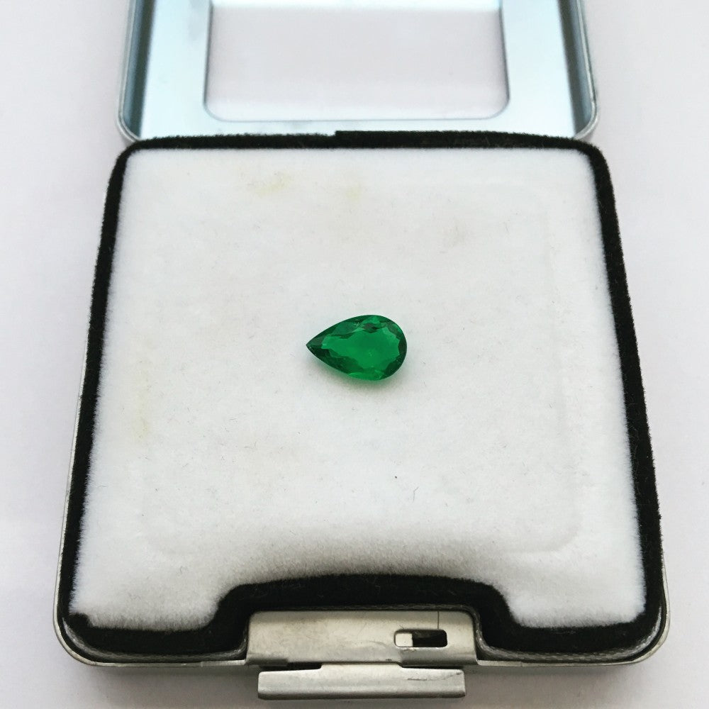 Green Emerald 0.90, Pear Cut