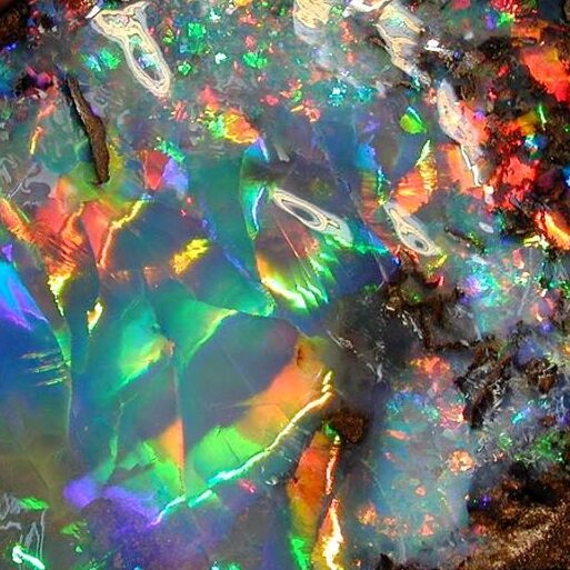 Play of Colour: The Science Behind Opals