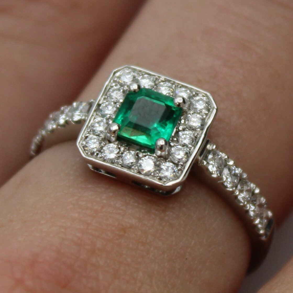 Square emerald deals engagement rings