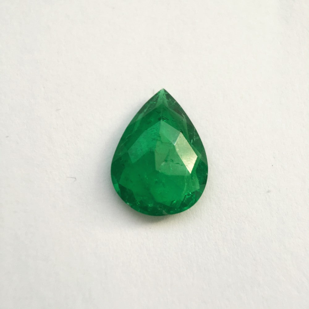 Green Emerald 2.59, Pear Cut