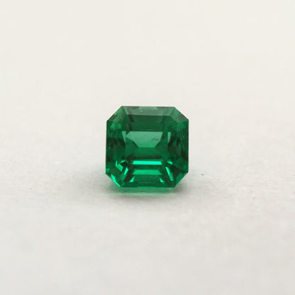 Green Emerald 0.98, Square Cut