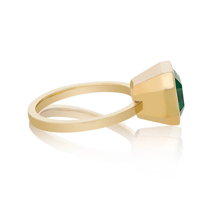 Illuminating Colombian Emerald Ring